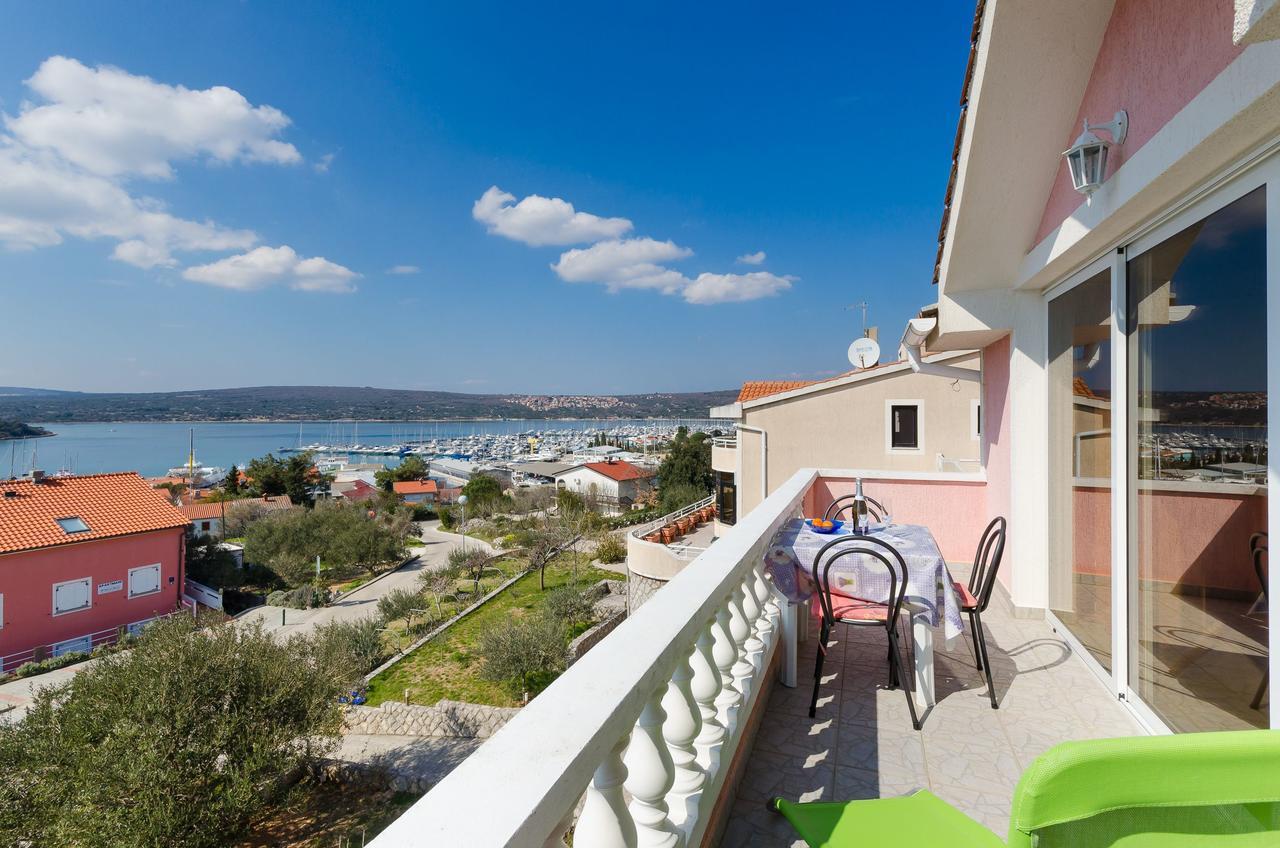 Apartments Krunoslav Пунат Екстериор снимка