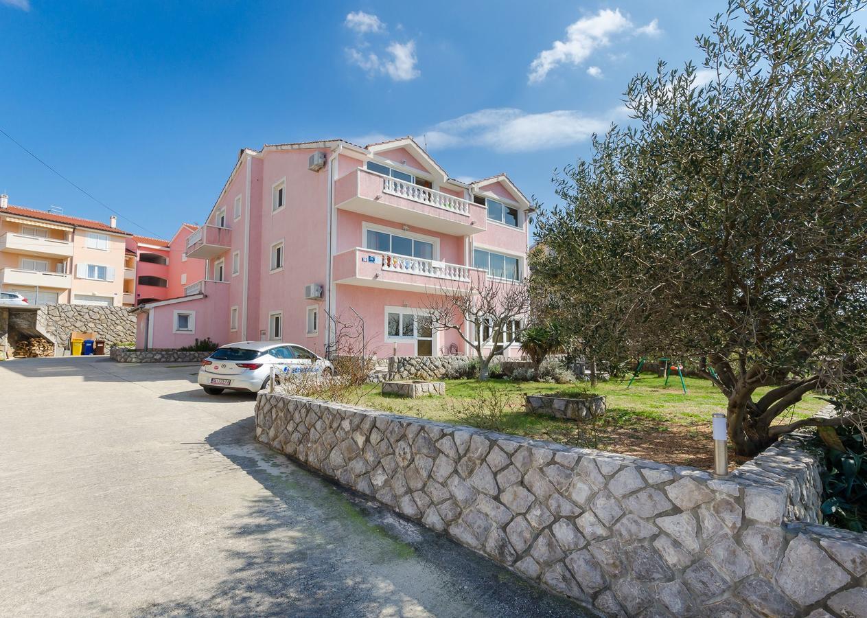 Apartments Krunoslav Пунат Екстериор снимка