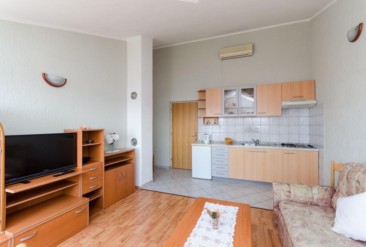 Apartments Krunoslav Пунат Екстериор снимка