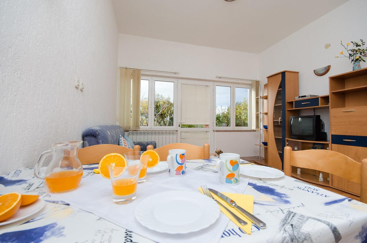 Apartments Krunoslav Пунат Екстериор снимка
