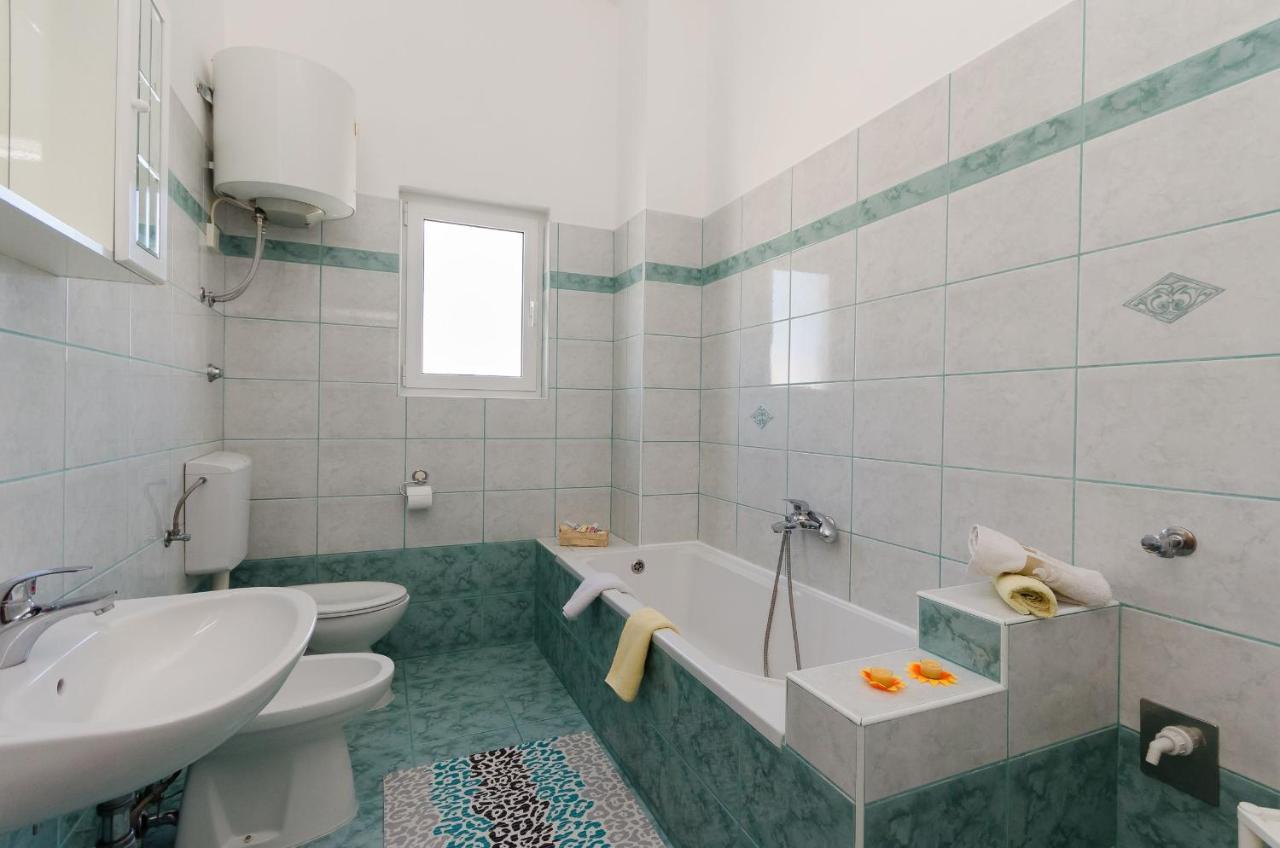 Apartments Krunoslav Пунат Екстериор снимка